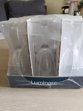 12 flûtes à champagne Luminarc neuves