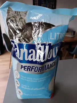 Litière chat, ouvert reste 3/4
