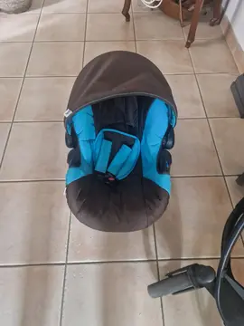 Poussette avec cosy