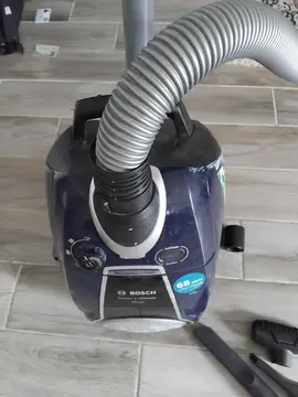 Aspirateur Bosch Relax Ultimate (pour pièces)
