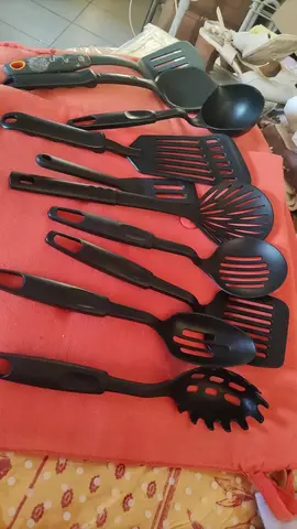 Divers ustensiles de cuisine