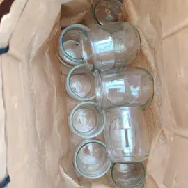 pots de yaourt en verre