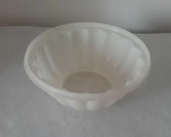 Moule à flan tupperware