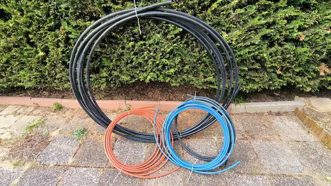 Lot de tuyaux et flexibles