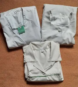 3 blouses blanches manches courtes 40