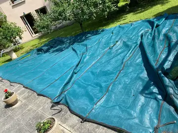 bâche piscine hivert