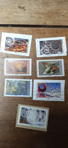 timbres lot 17