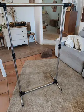 portant à vêtements (sans les roulettes)
