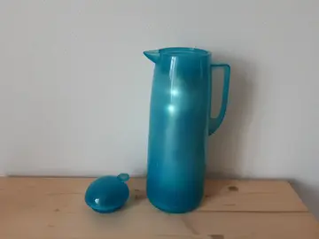 Pichet isotherme bleu