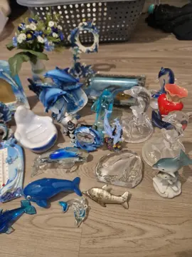 Figurines dauphin