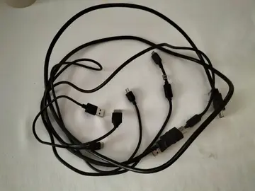 cables telephone et HDMI