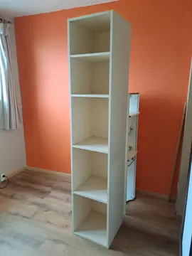 meuble étagère en bois fabriquer main et peint