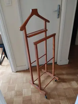 valet de chambre en bois