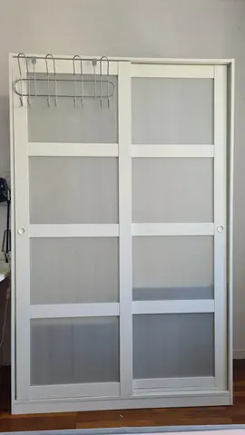 Armoire
