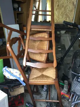 Chaises en bois (4)