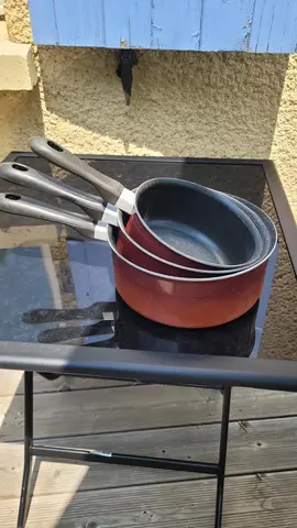 lot 3 casseroles