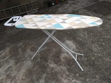 Table à repasser