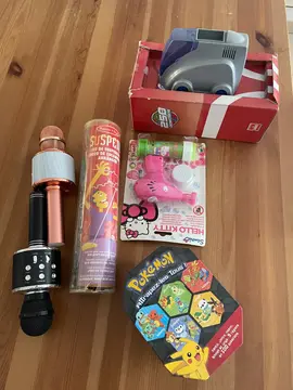 lot de jouets enfants