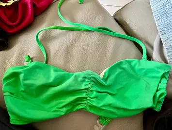 haut de maillot de bain