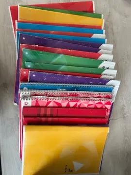Lot de différents cahier
