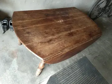 Table en bois