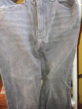 Jean noire taille 29/32