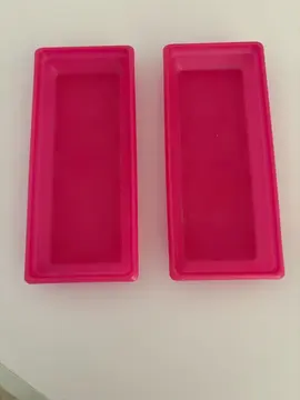 2 Casiers en plastique