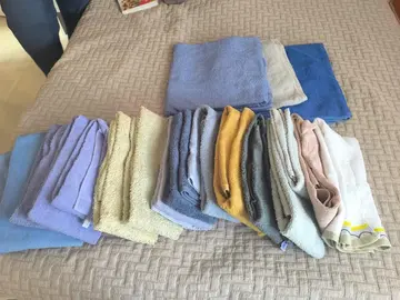 Serviettes en éponge