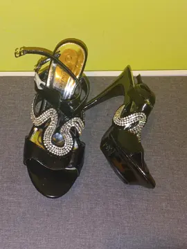 chaussures à talons pointure 40