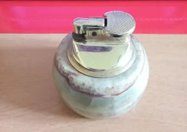 Briquet essence