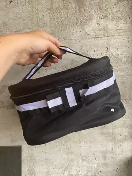 trousse de toilette