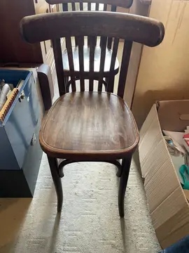Chaise en bois