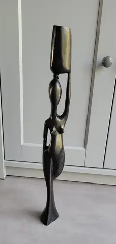 décoration : statue femme africaine