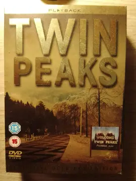 Intégrale de twin peaks en dvd c'est en ANGLAIS