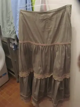 jupe volantée kaki 40