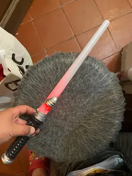 épée star wars lumineuse