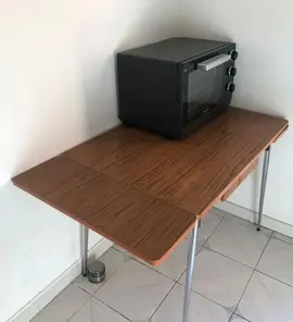 Table formica