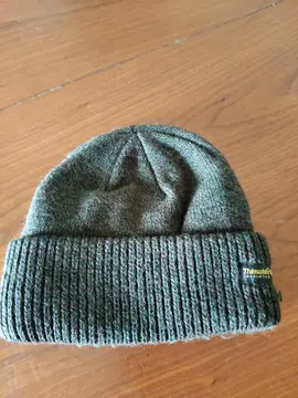 bonnet adulte .. neuf
