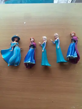 lot de figurines elsa Jasmine