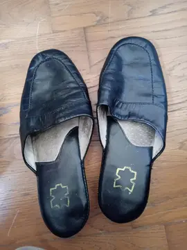 chaussures d'intérieur en cuir