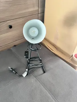 lampe de bureau noir avec ampoule