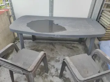 table de jardin+ 4 fauteuils user