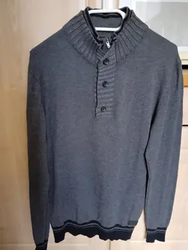 Pull taille L
