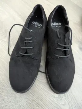 mocassins