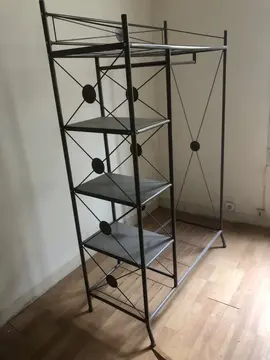 penderie en métal