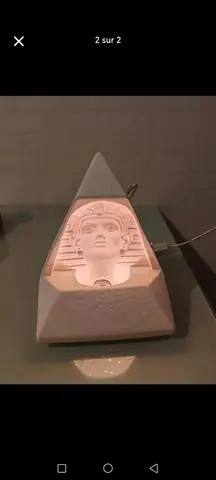 lampe pyramide