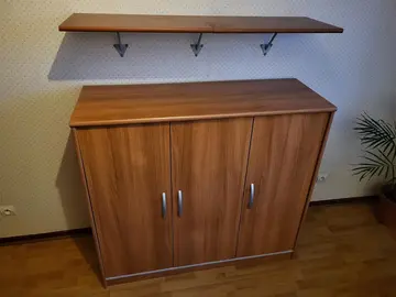 Meuble de rangement avec 2 étagères