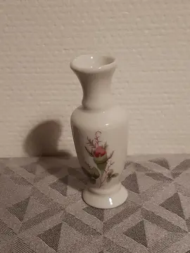 Vase miniature en céramique