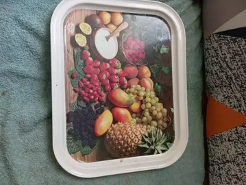 Reserver........plateau avec fruits