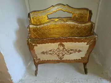 Porte-revues style florentin